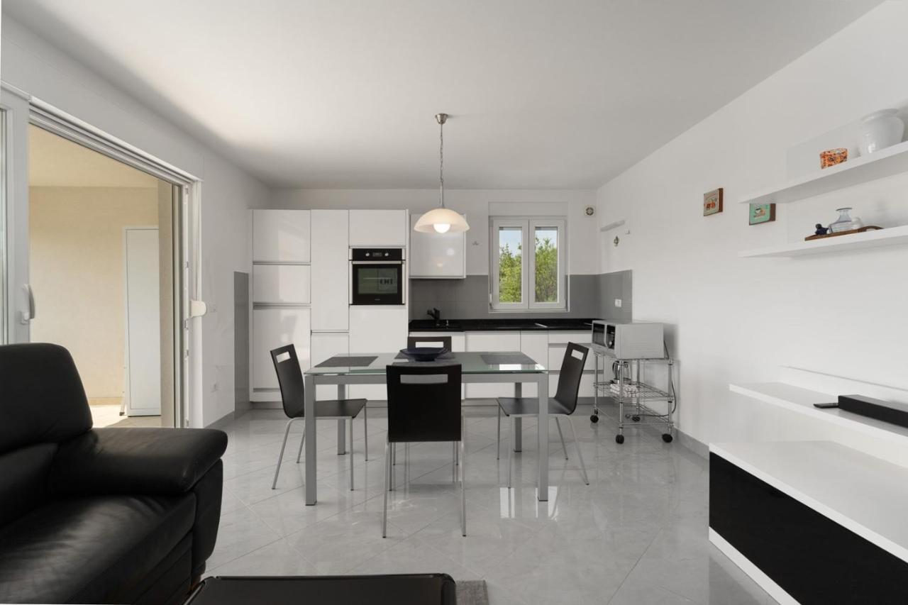Apartment Sky By Seeadria Agency Novigrad Istria Eksteriør billede
