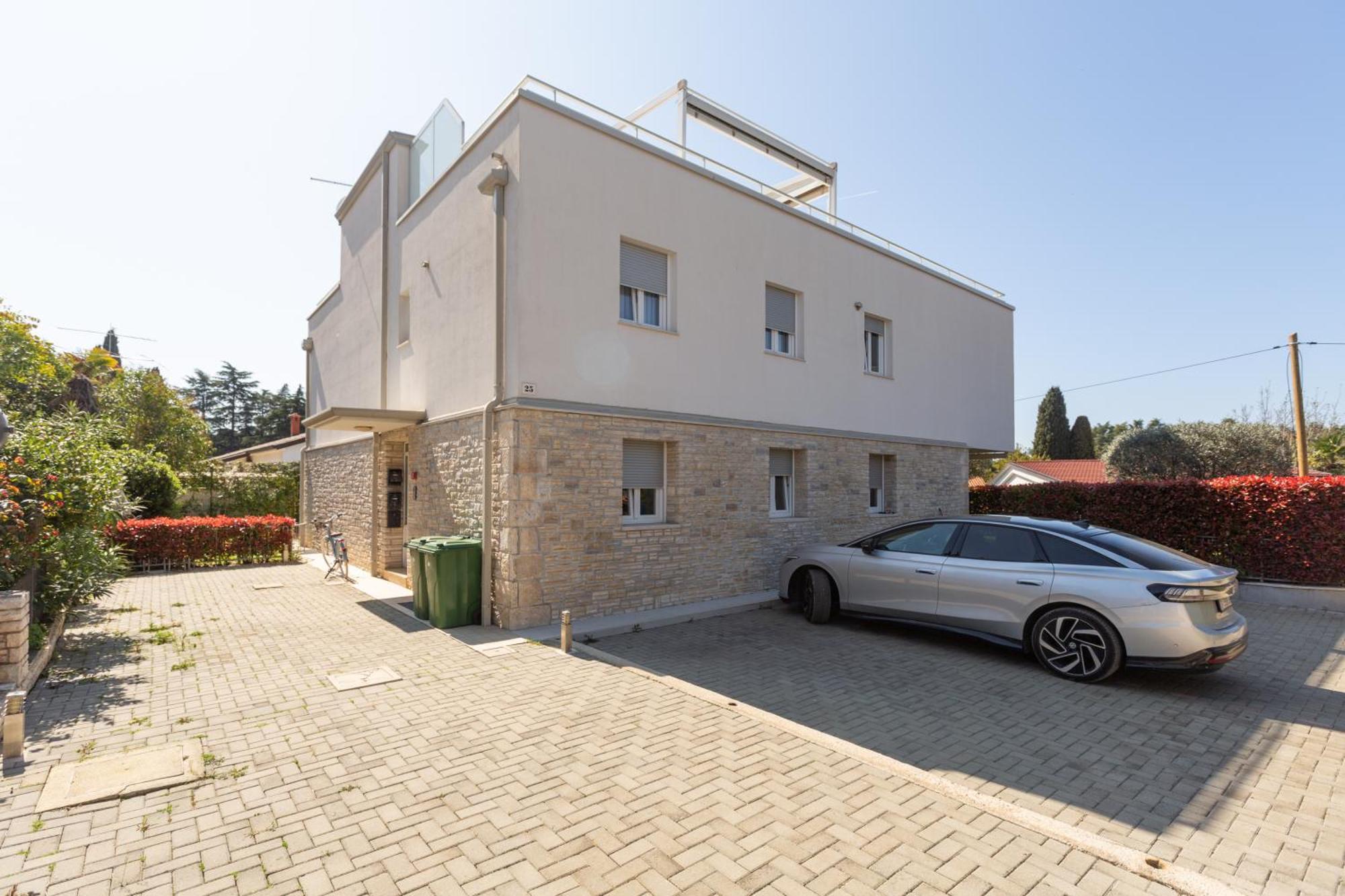 Apartment Sky By Seeadria Agency Novigrad Istria Eksteriør billede